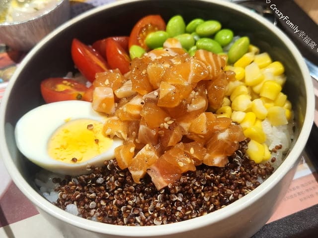 Supereme Salmon 美威鮭魚 DREAM PLAZA時代門市 慶開幕